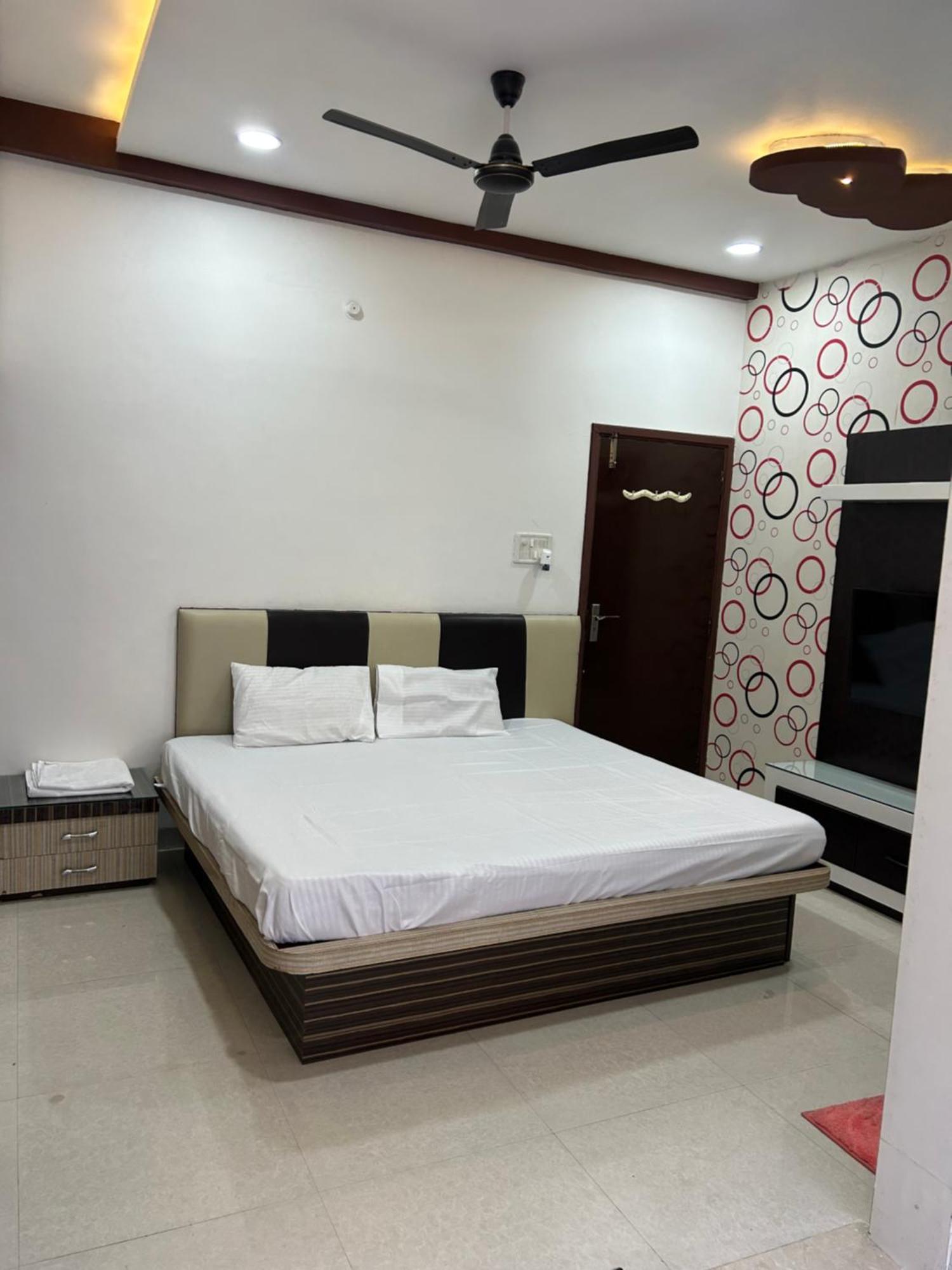 Apartment Happy Indore