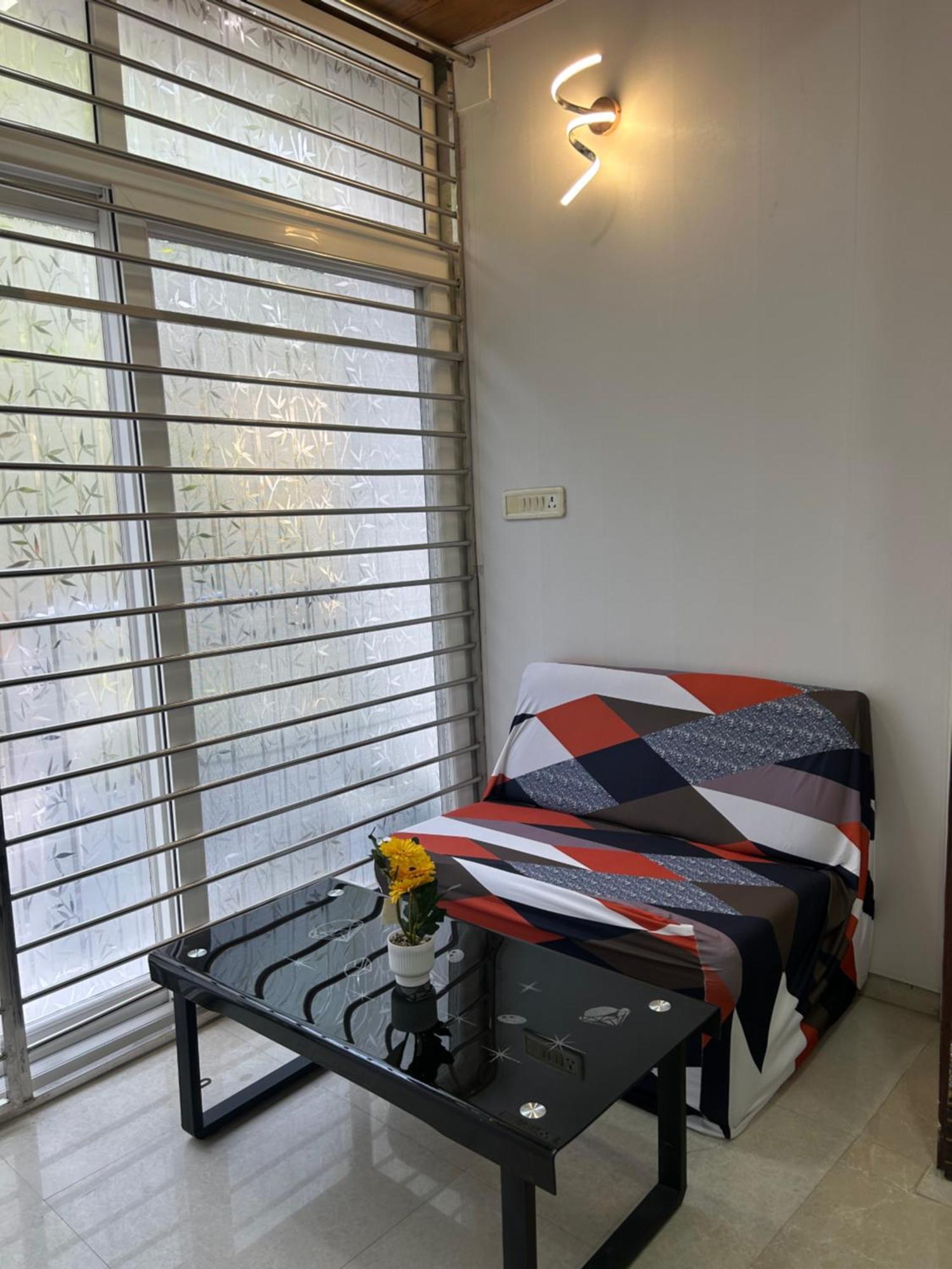 Happy Apartment *