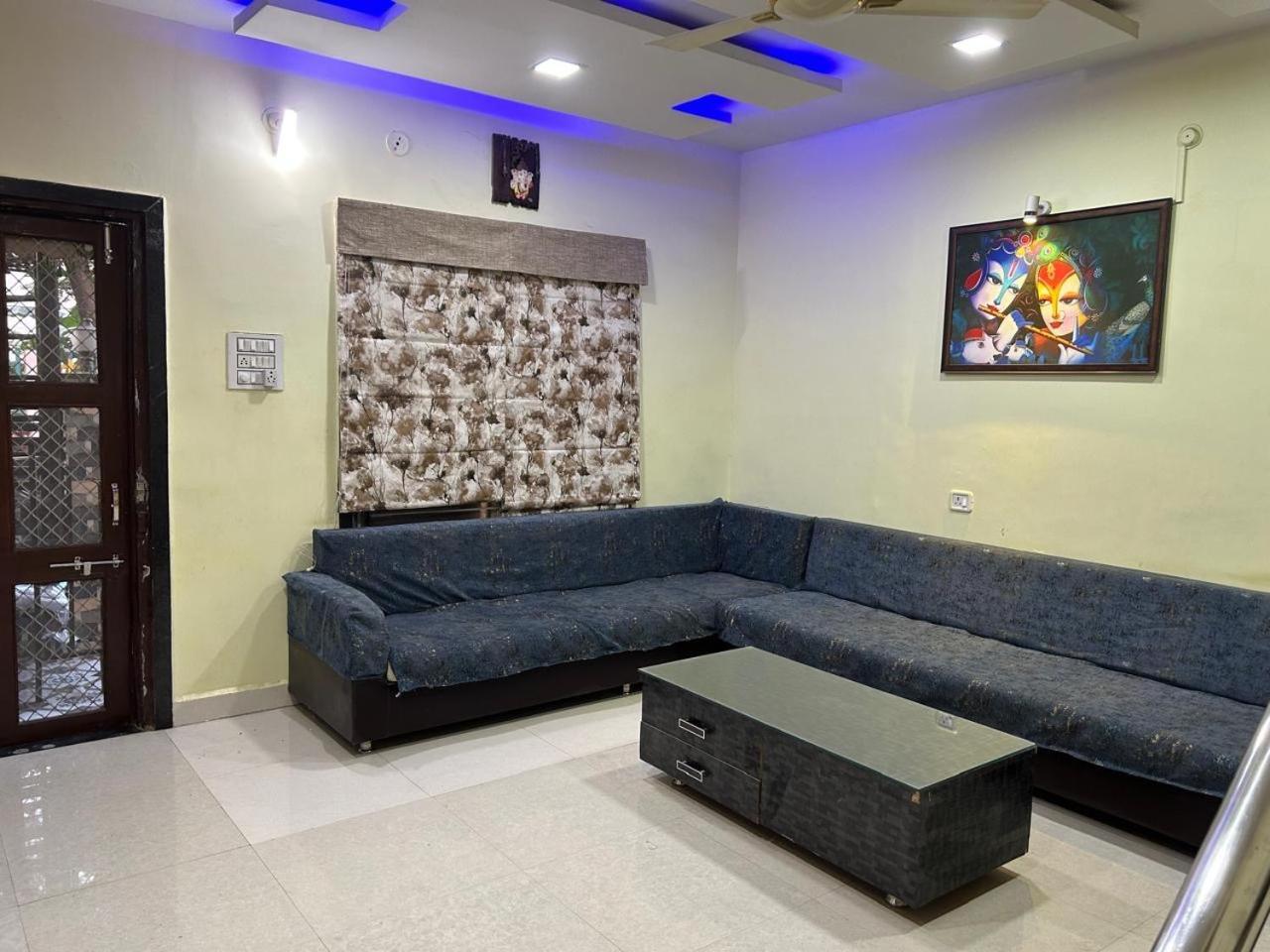 Happy Apartment *